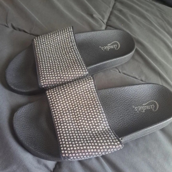 COPY - Candies Womens black diamond rhinestone slides - Picture 3 of 7